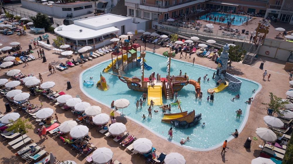 Hotel Sorra Daurada Splash มัลกรัตเดมาร์ ภายนอก รูปภาพ