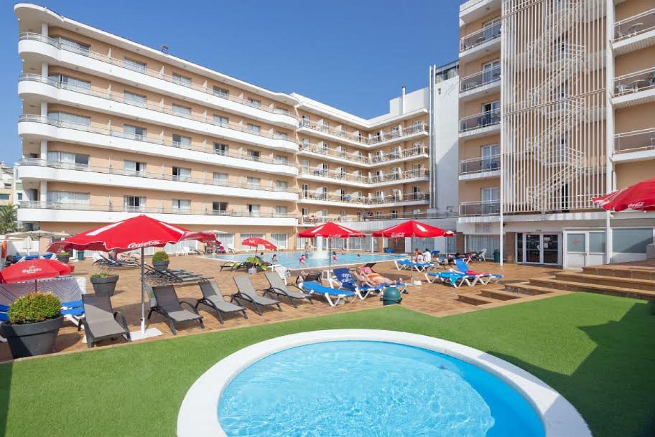 Hotel Sorra Daurada Splash มัลกรัตเดมาร์ ภายนอก รูปภาพ